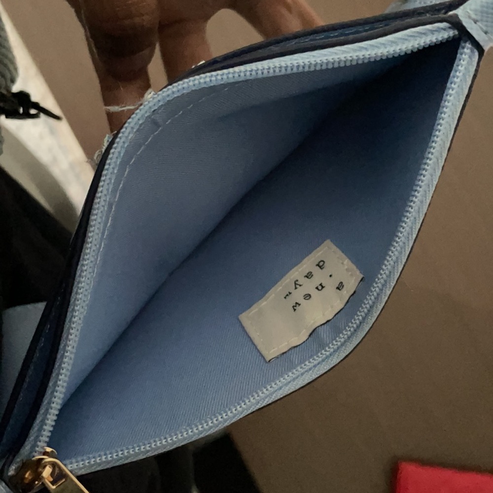 Wallet - Picture 3 of 3